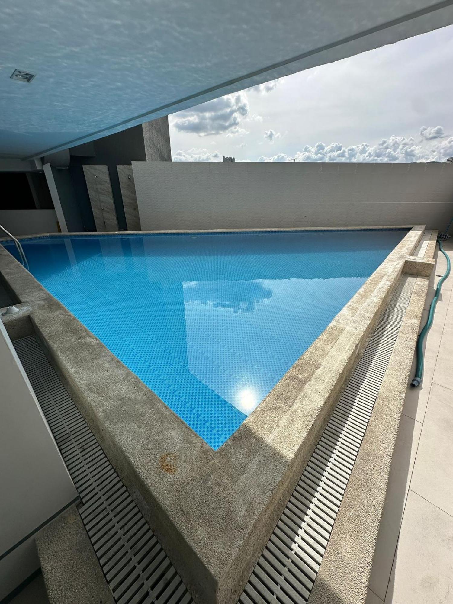 Modern & Comfy Studio - Steps From Ayala Mall, Cebu City 외부 사진