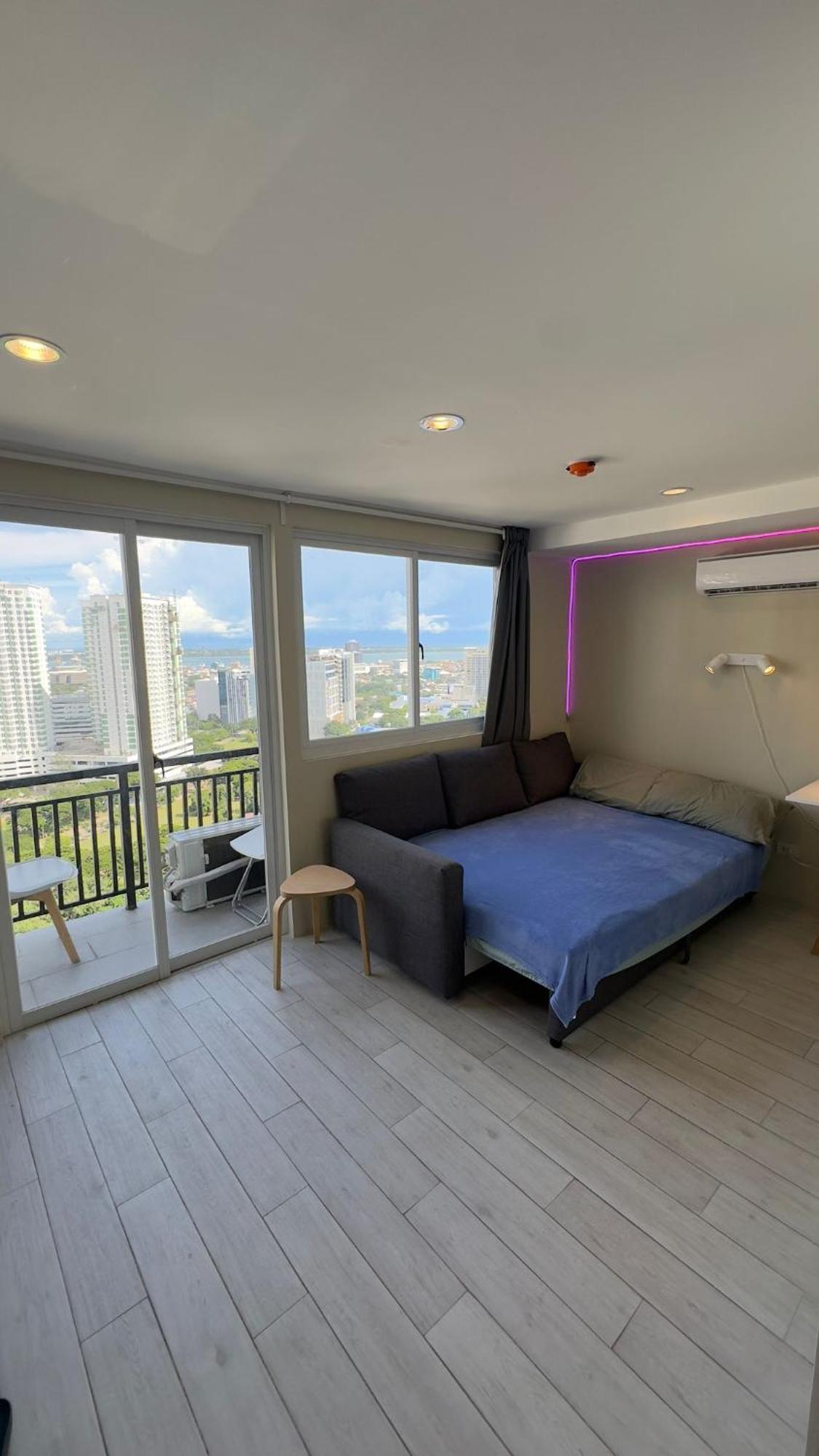 Modern & Comfy Studio - Steps From Ayala Mall, Cebu City 외부 사진