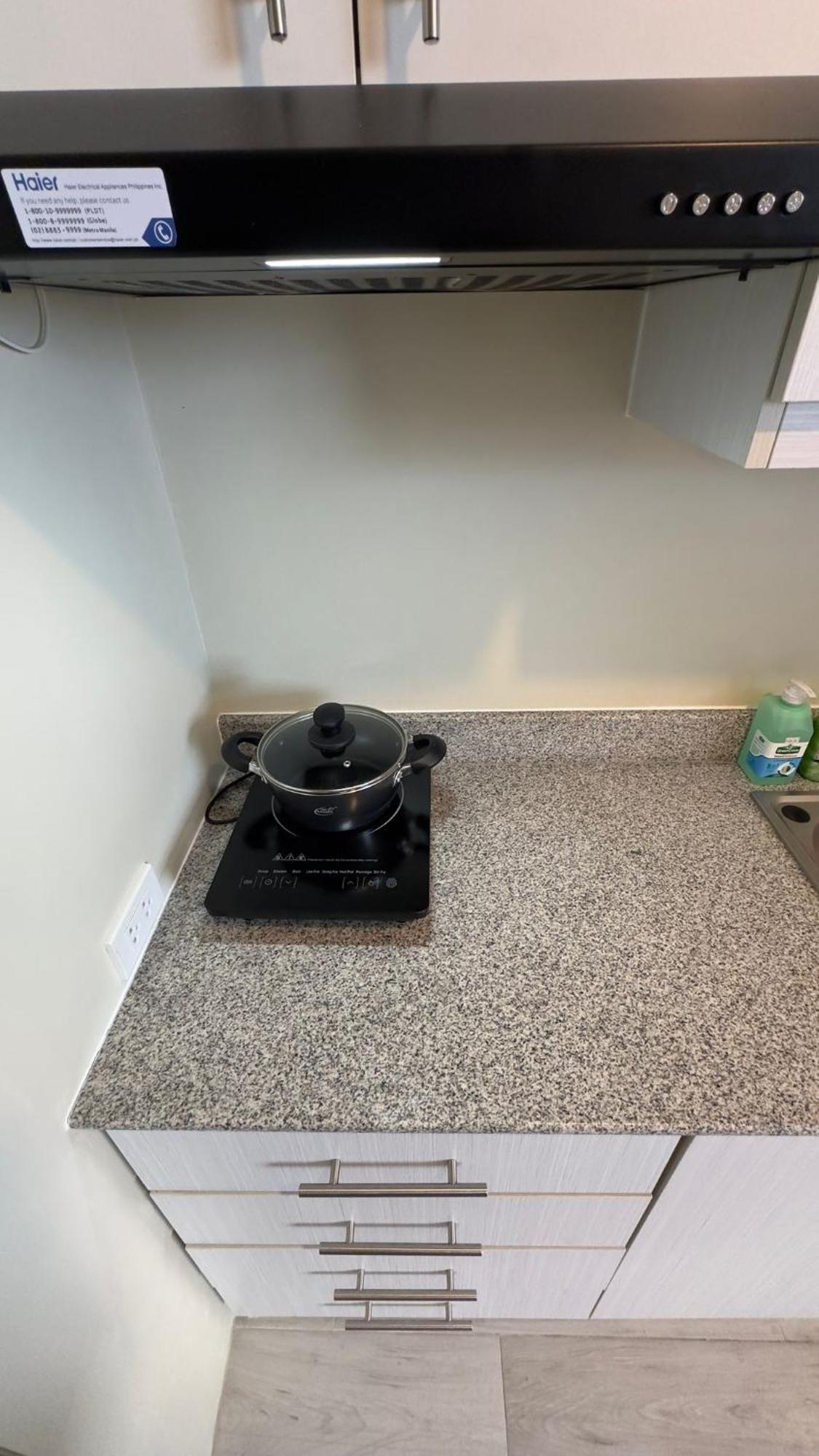Modern & Comfy Studio - Steps From Ayala Mall, Cebu City 외부 사진